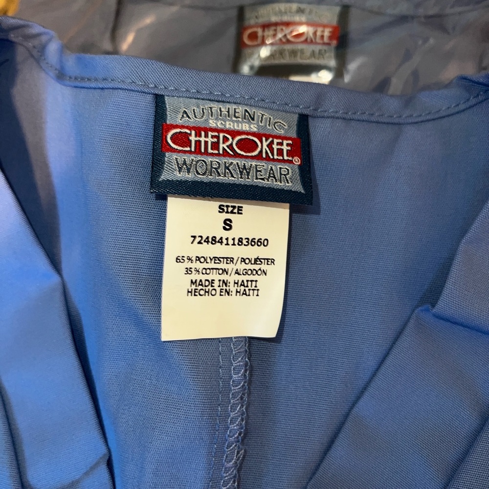Cherokee Blue Scrub Set - Picture 2 of 3